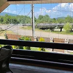 з 2 спальними кімнатами Apartamento