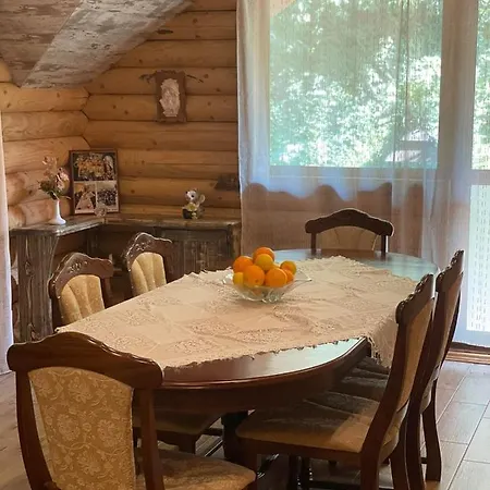 з 2 спальними кімнатами * Mukacheve