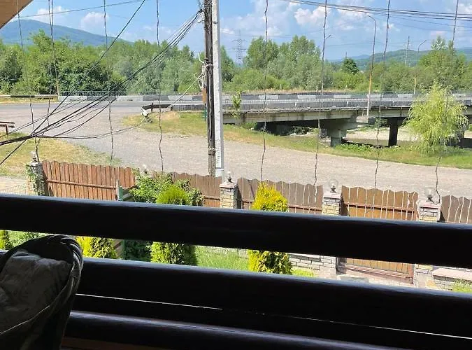 з 2 спальними кімнатами شقة