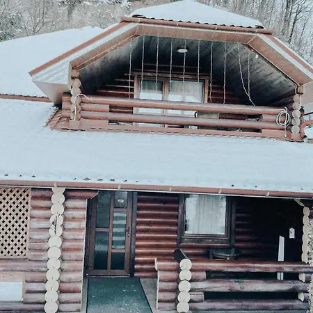 фігля з видом на гори * Mukaçeve