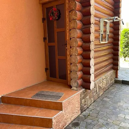 фігля з видом на гори * Mukaçeve